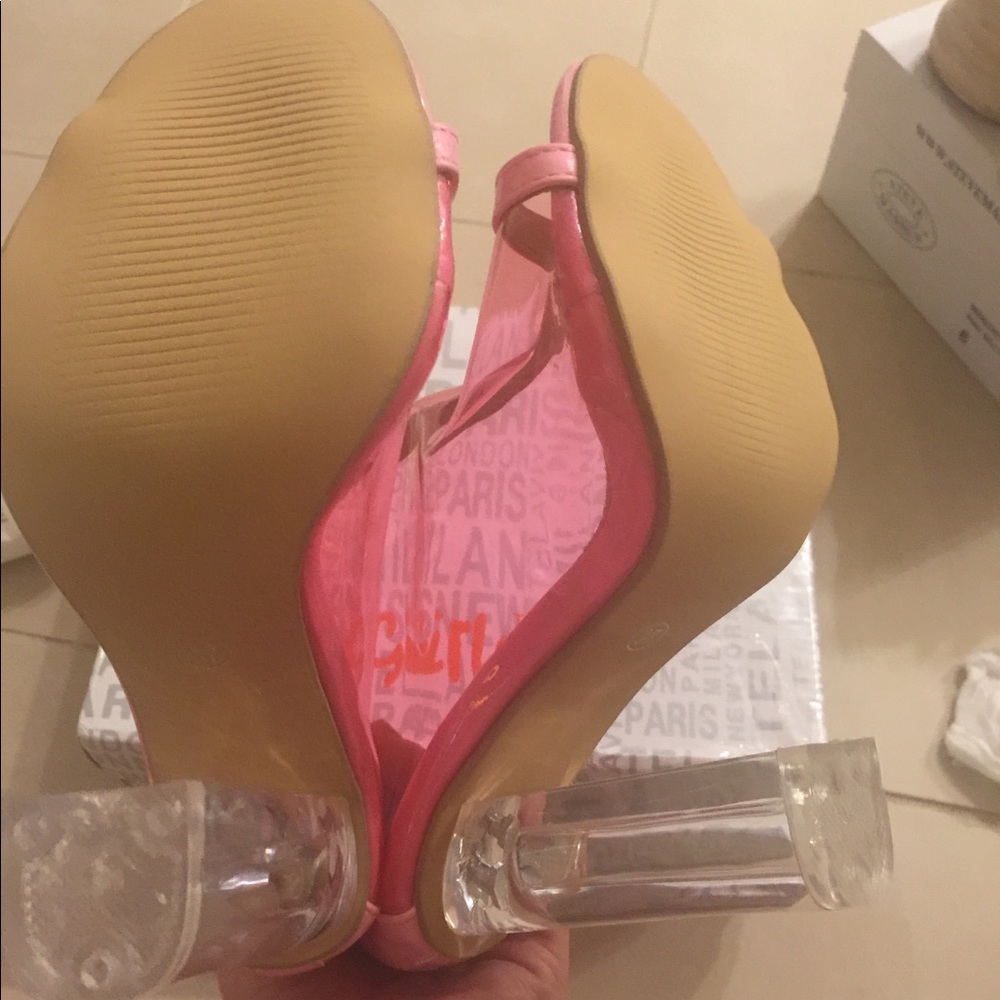 Pink booties - Picture 5 of 5